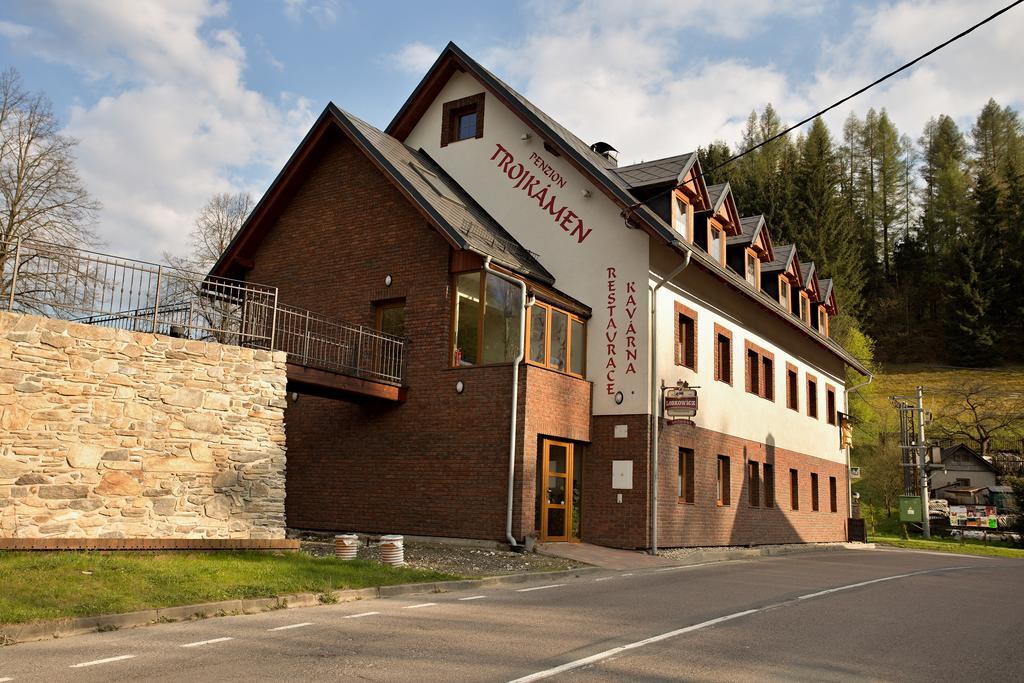 Penzion Trojkamen Nove Losiny Экстерьер фото